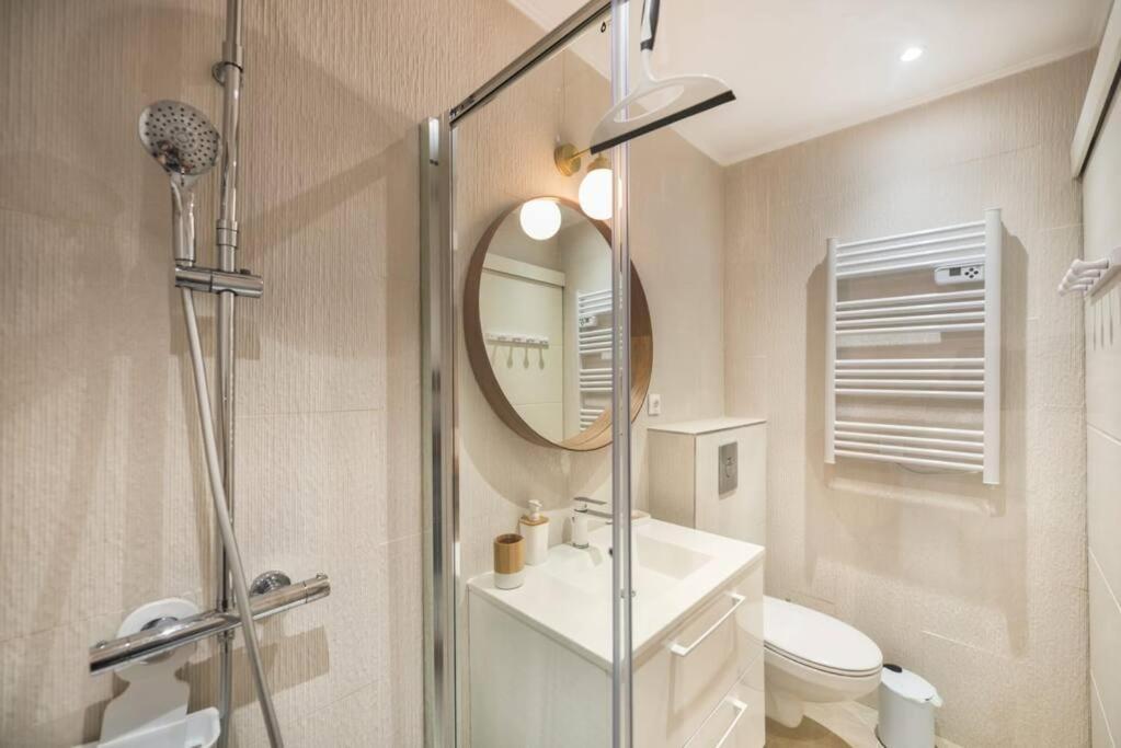 Appartement Neuf Centre Ville Et Plage A Proximite Saint-Raphaël Extérieur photo